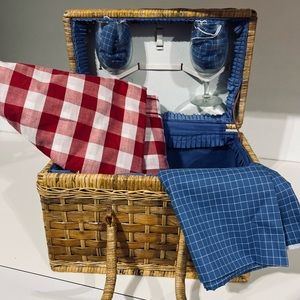 Vintage wicker picnic basket